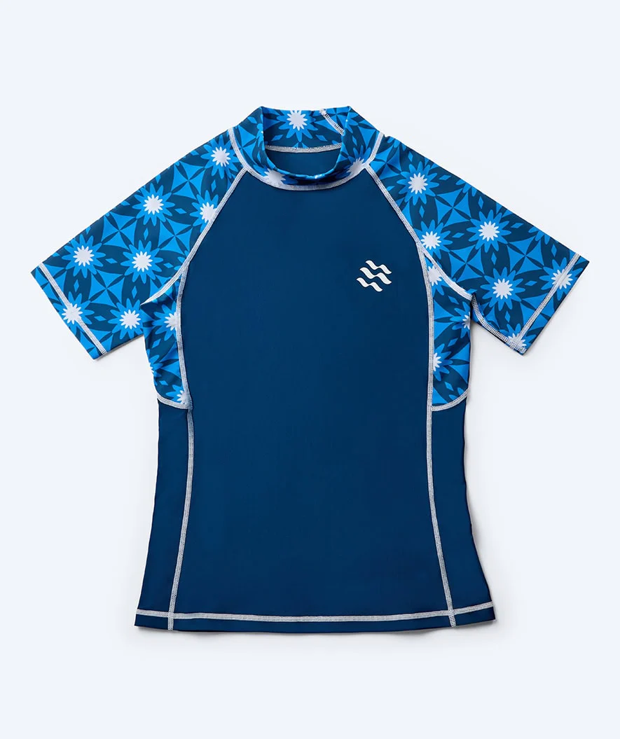 Watery koszulka UV dla kobiet - Aiko Kortærmet Rashguard - Niebieski/Ciemnoniebieski - Image 10