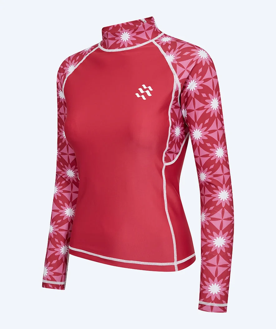 Watery koszulka UV dla kobiet - Aiko Langærmet Rashguard - Różowy/ciemnoczerwony - Image 7